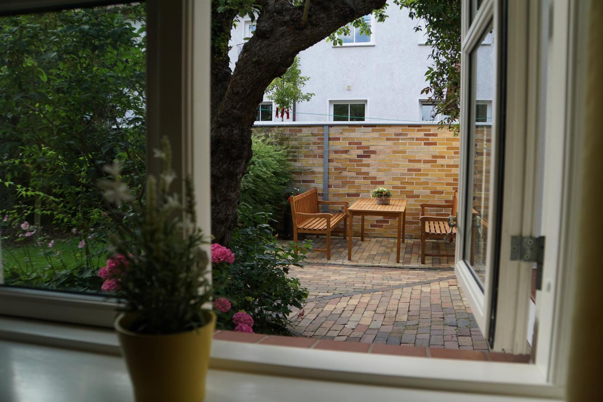 Ferienwohnung Hofidyll - Warnemuende รอสต็อค ภายนอก รูปภาพ